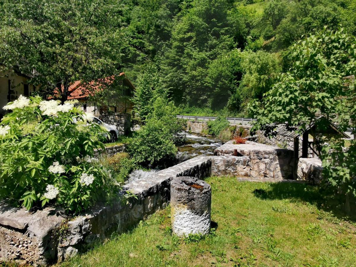 Bajta Kroparica Экстерьер фото